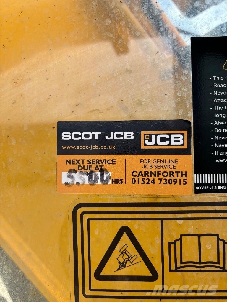 JCB JS 220 LC Koparki gąsienicowe
