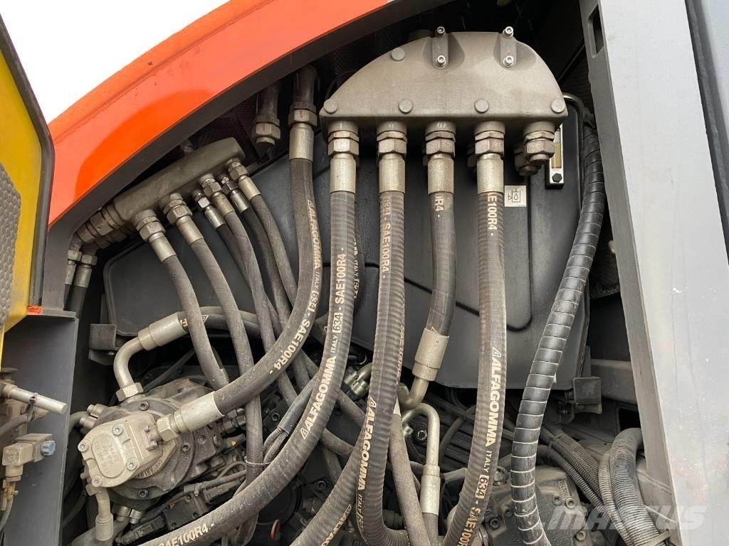 Bomag BMF 2500 S Rozściełacze do asfaltu