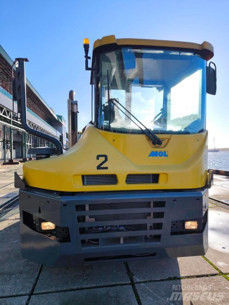 MOL RM255 Ciągniki terminalowe