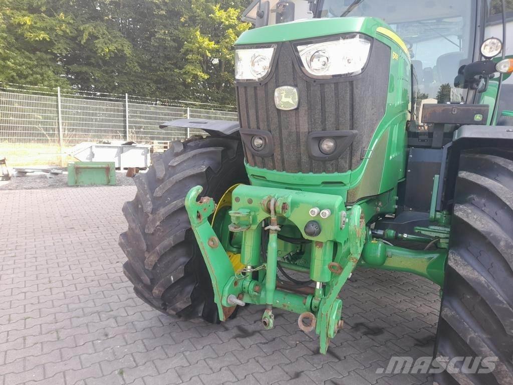 John Deere 6215 R Ciągniki rolnicze
