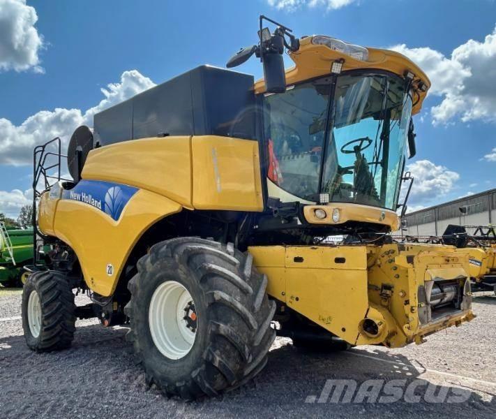 New Holland CR 980 Kombajny zbożowe