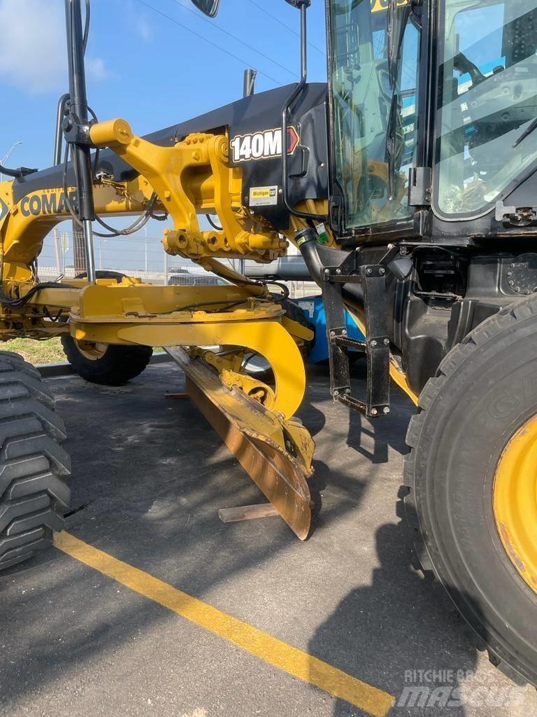 CAT 140 M Równiarki