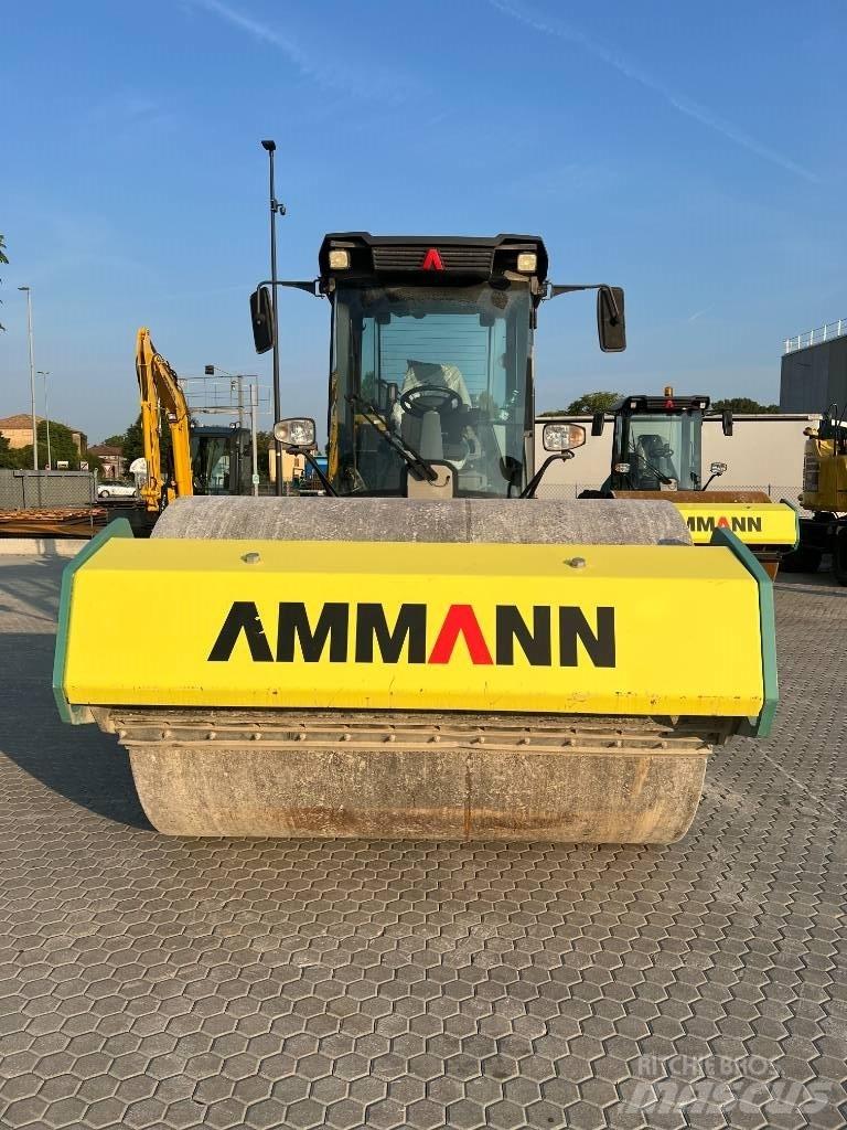 Ammann ARS 130 Walce ogumione
