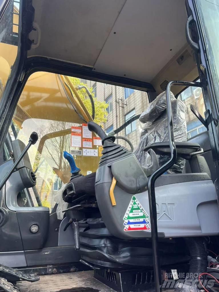 CAT 325 D Koparki gąsienicowe