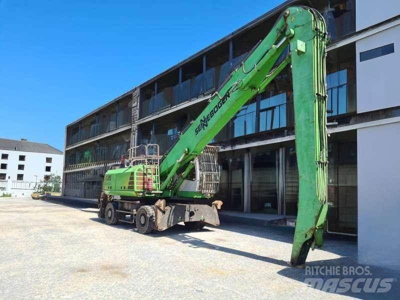 Sennebogen 825 Koparki przeładunkowe