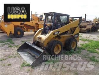 CAT 252B3 Ładowarki burtowe