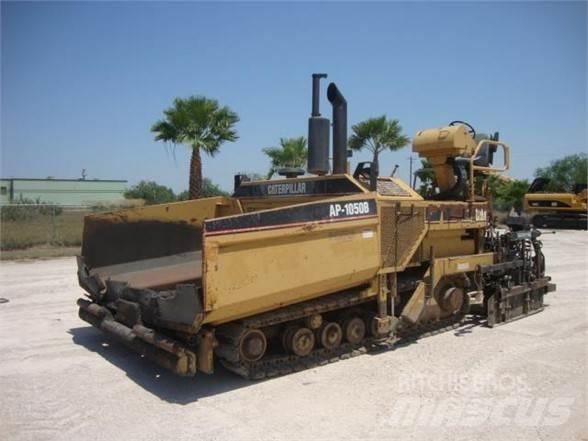 CAT AP-1050B Rozściełacze do asfaltu