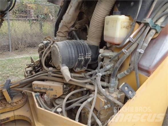 CAT CB-534DXW Walce jednobębnowe