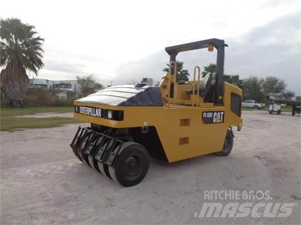 CAT PS-150C Walce ogumione