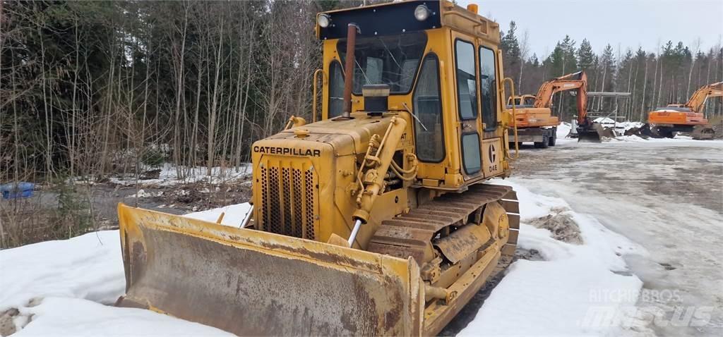 CAT D4E Spycharki gąsienicowe