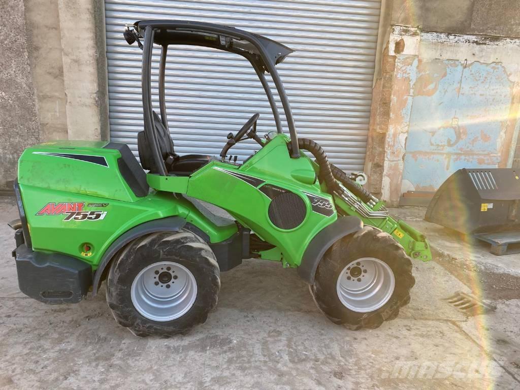 Avant 755 i Ładowarki kołowe