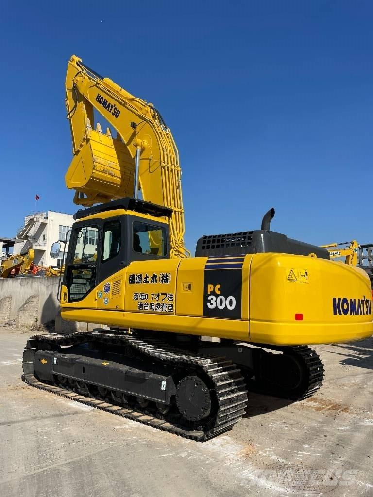 Komatsu PC 300-7 Koparki gąsienicowe
