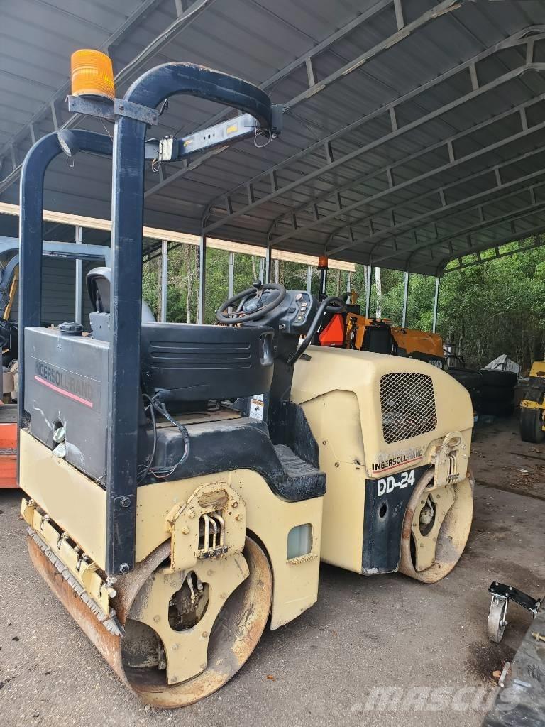 Ingersoll Rand DD 24 Walce dwubębnowe