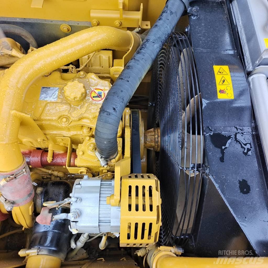 CAT 320 D Koparki gąsienicowe