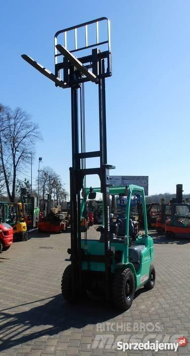 Mitsubishi FG25N Wózki LPG