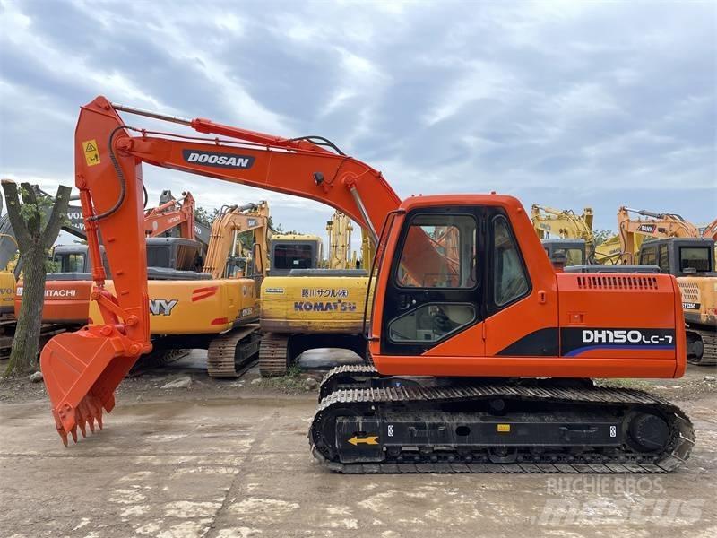 Doosan DH 150 Koparki gąsienicowe
