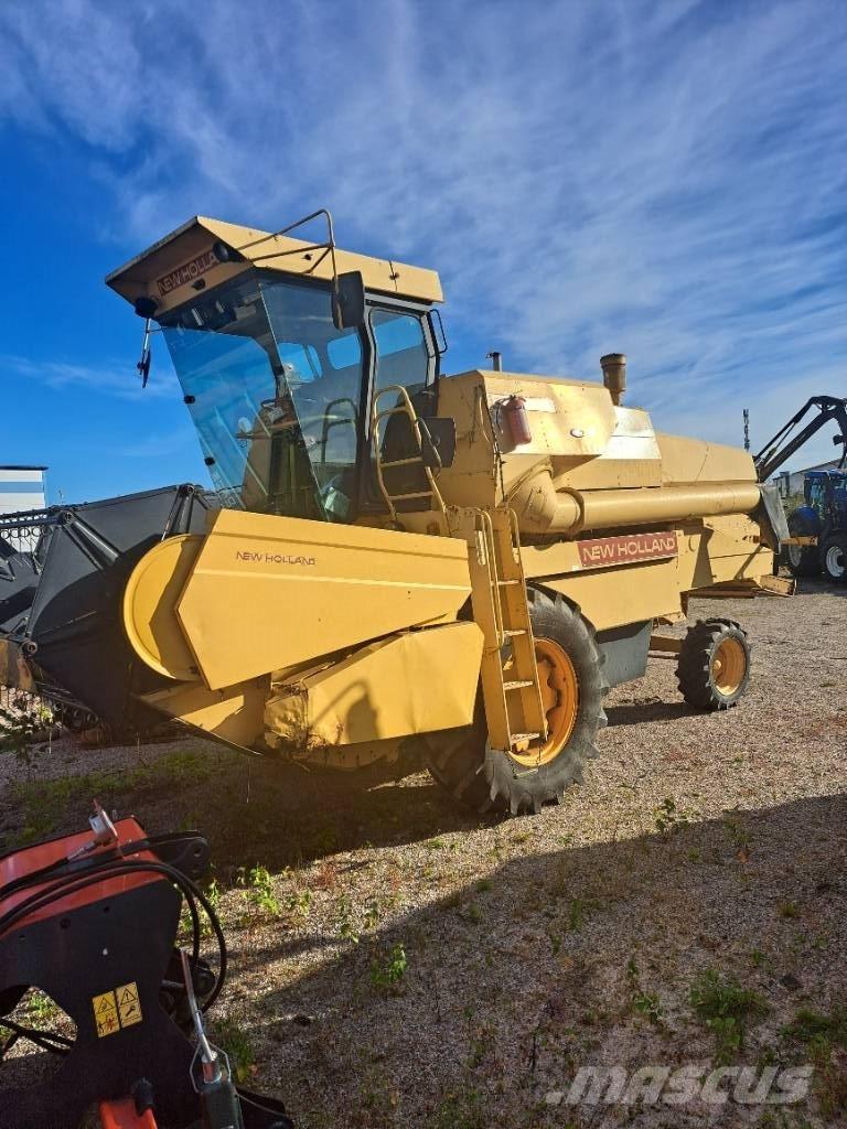 New Holland 8030 H Kombajny zbożowe