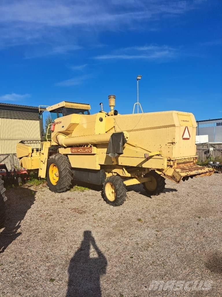 New Holland 8030 H Kombajny zbożowe