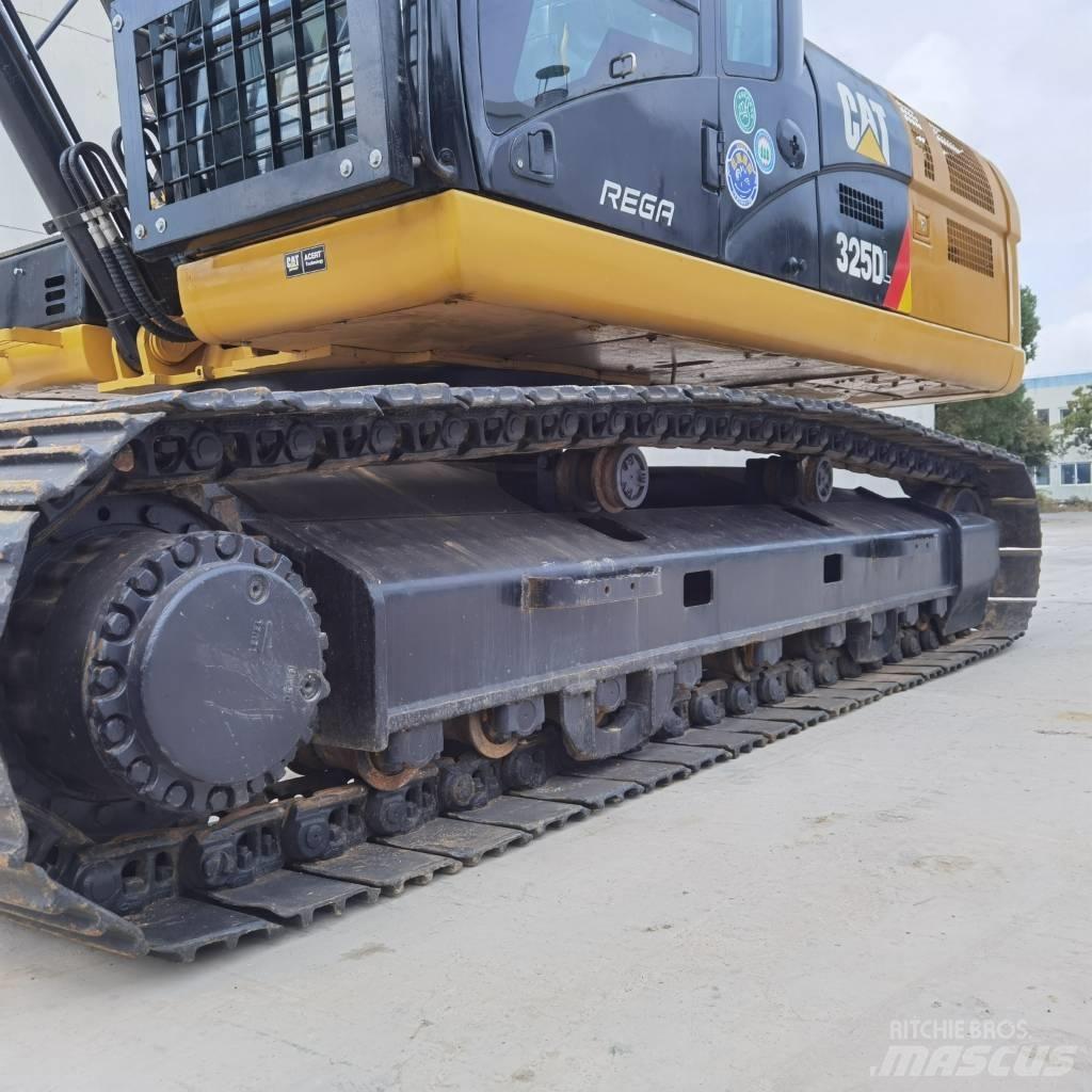 CAT 325D Koparki gąsienicowe