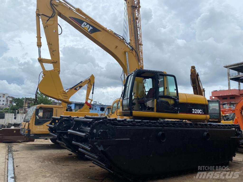 CAT 320 C Koparki pływające - amfibie
