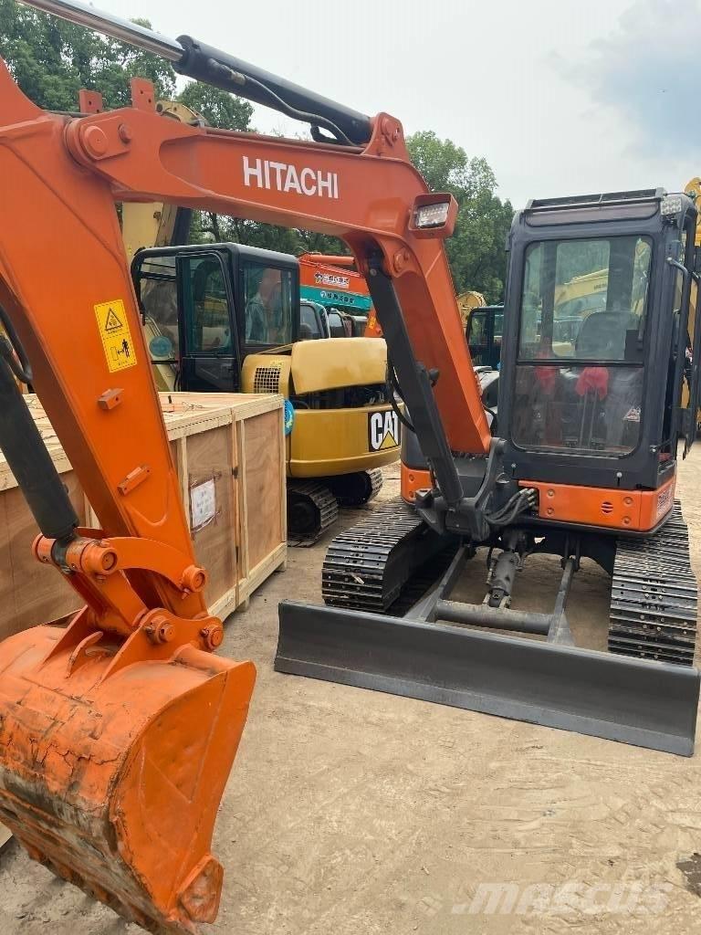 Hitachi ZX 50 U Koparki gąsienicowe