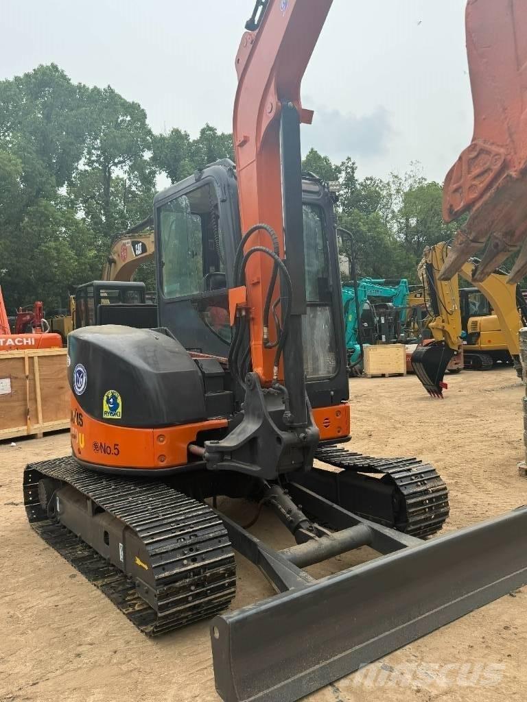 Hitachi ZX 50 U Koparki gąsienicowe