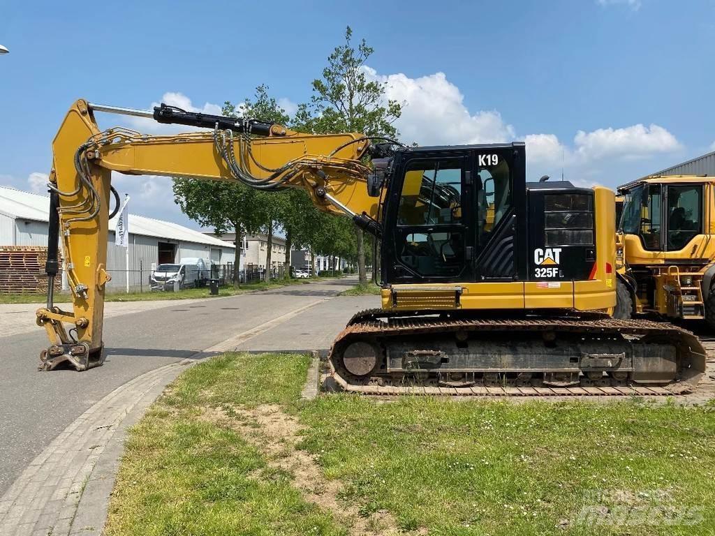 CAT 325F Koparki gąsienicowe