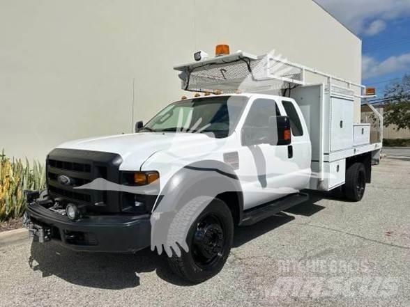 Ford F550 SD Maszyny budowlane - Inne