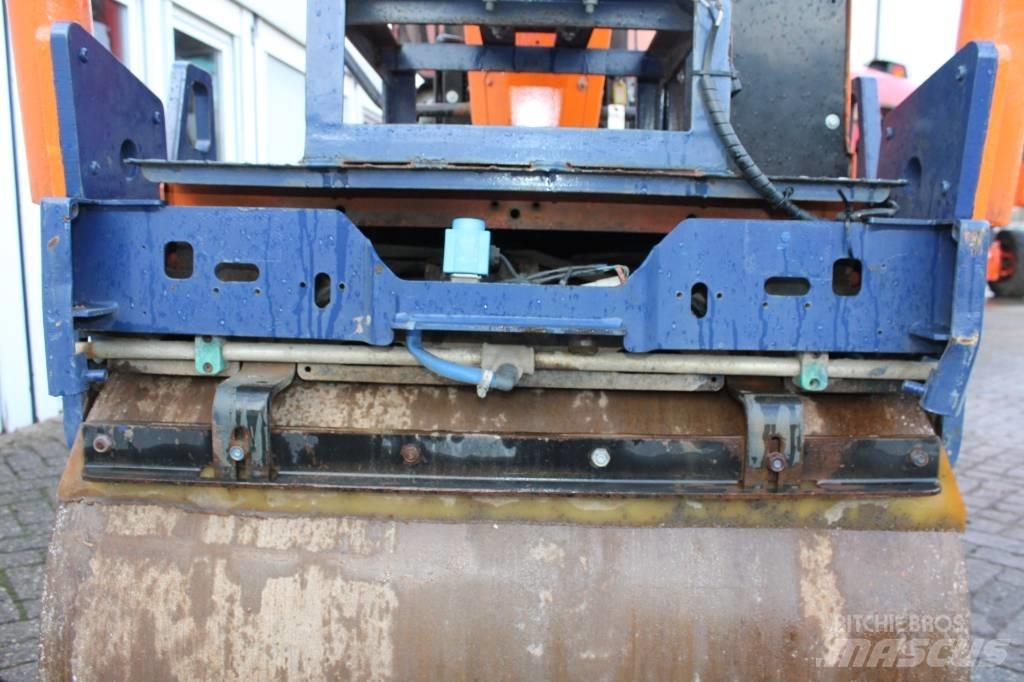 Ammann AV 23 E Walce dwubębnowe