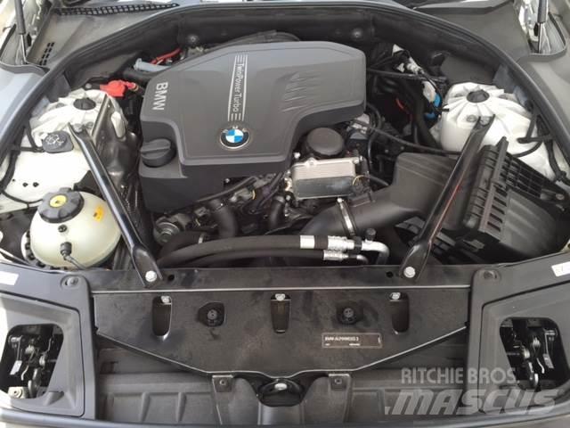 BMW 528i Samochody osobowe