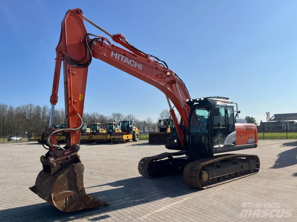 Hitachi ZX 210 LC-6 Koparki gąsienicowe