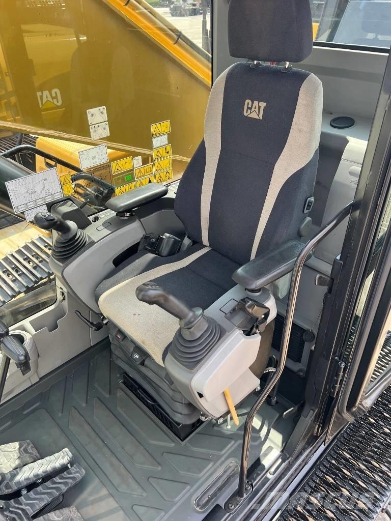 CAT MH336F Koparki przeładunkowe