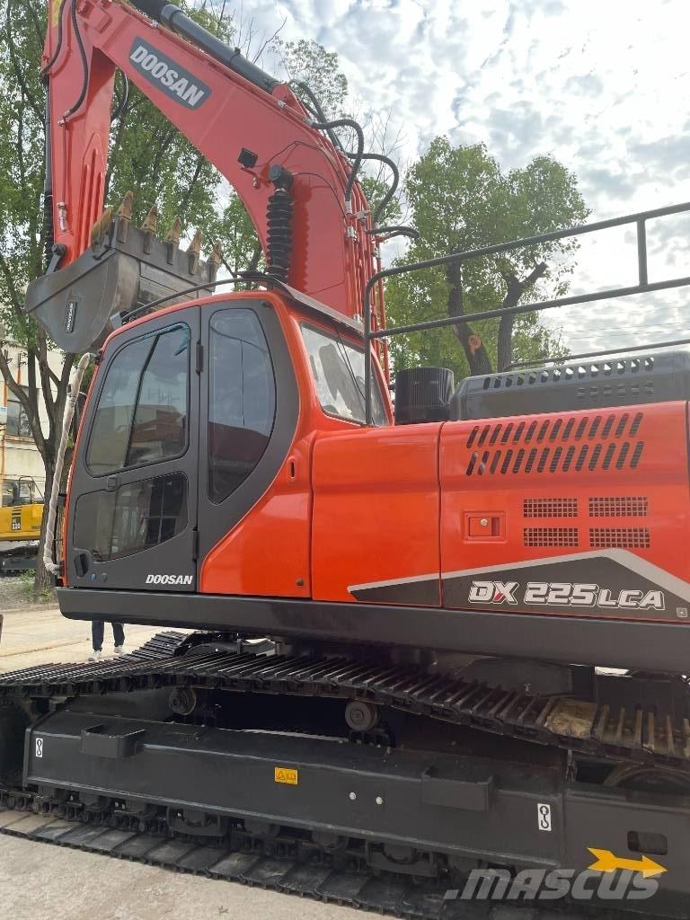 Doosan DX 225 Midikoparki  7t - 12t