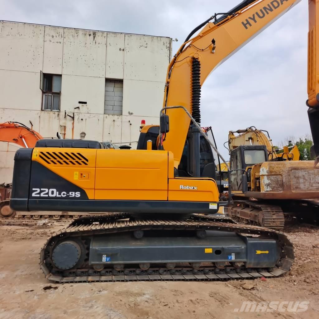Hyundai 220LC-9T Koparki gąsienicowe