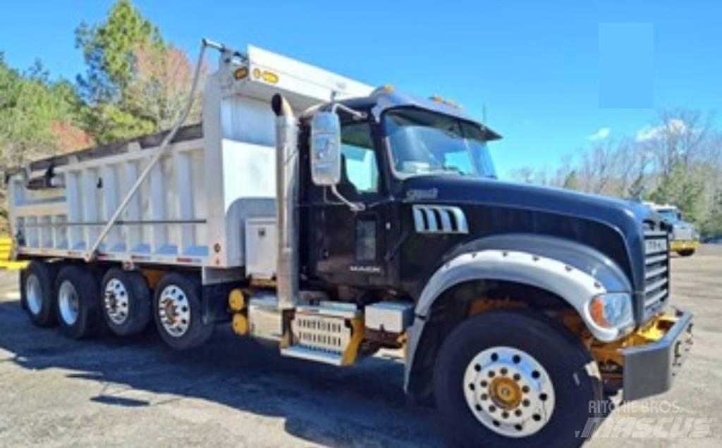 Mack GU 713 Wywrotki
