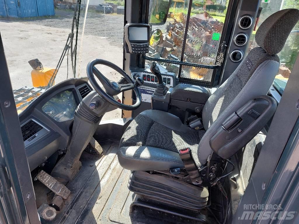 Hyundai HL 960 Ładowarki kołowe