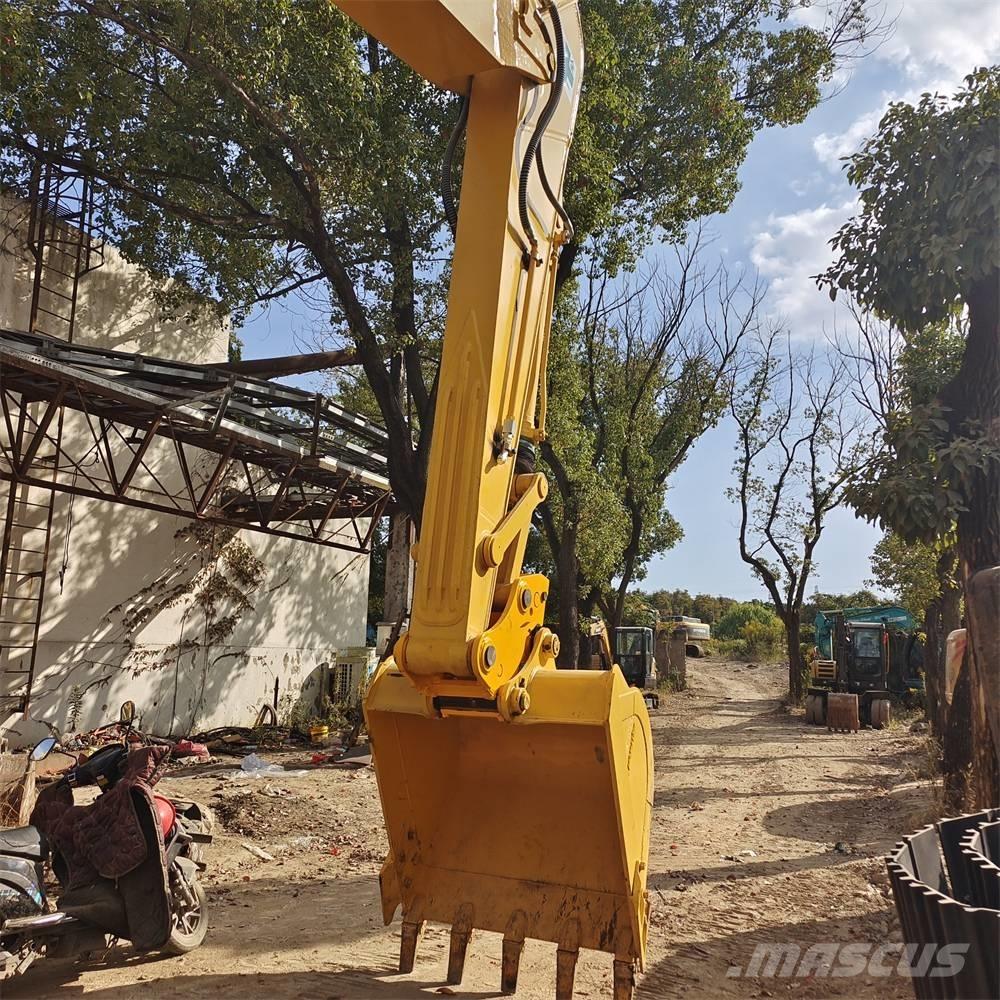 Komatsu PC 240 Koparki gąsienicowe