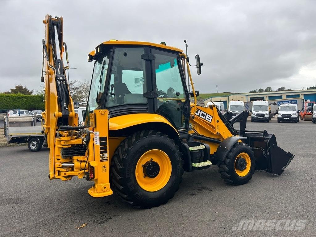 JCB 3CX 81kW / 108 BHP Koparko-ładowarki