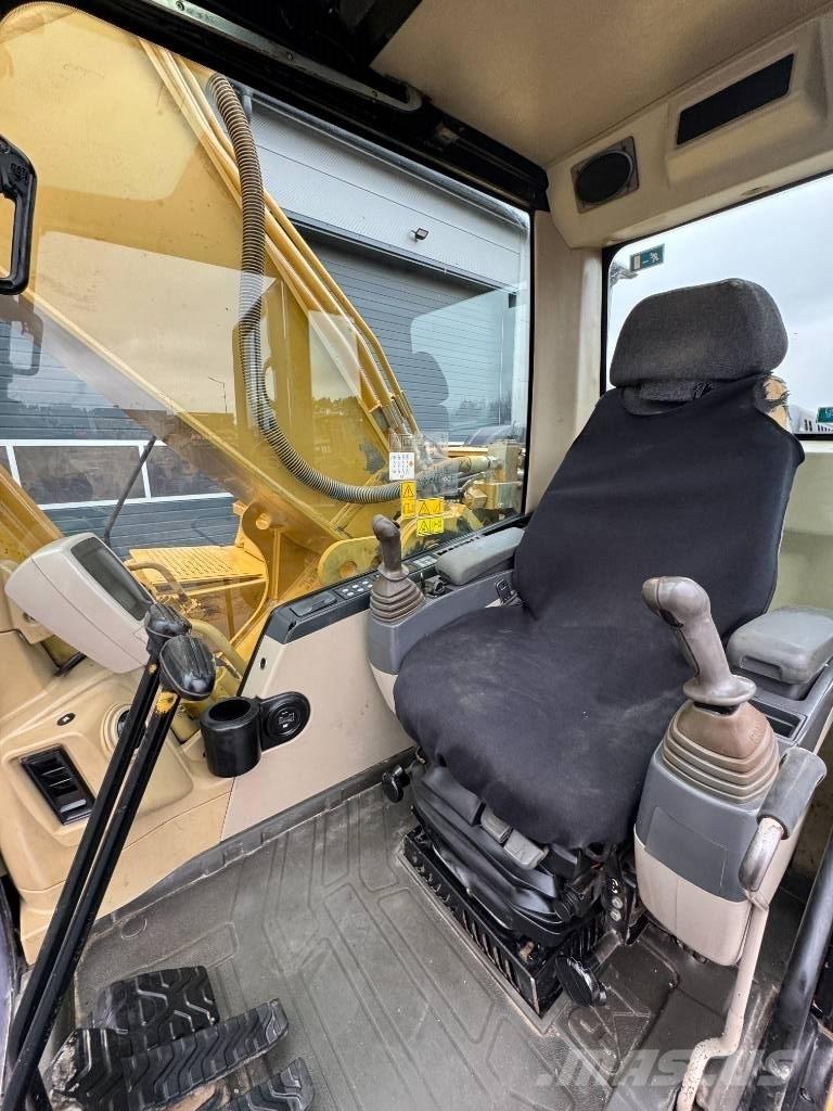 CAT 325C Koparki gąsienicowe
