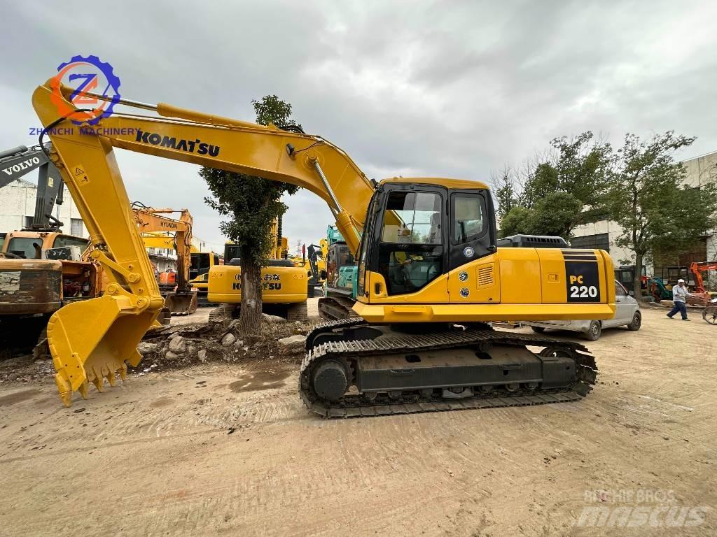 Komatsu PC 220-7 Koparki gąsienicowe
