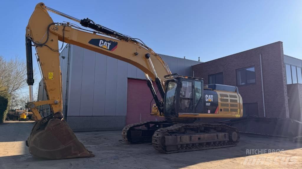 CAT 352 F Koparki gąsienicowe