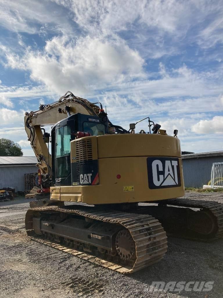 CAT 321 D Koparki gąsienicowe