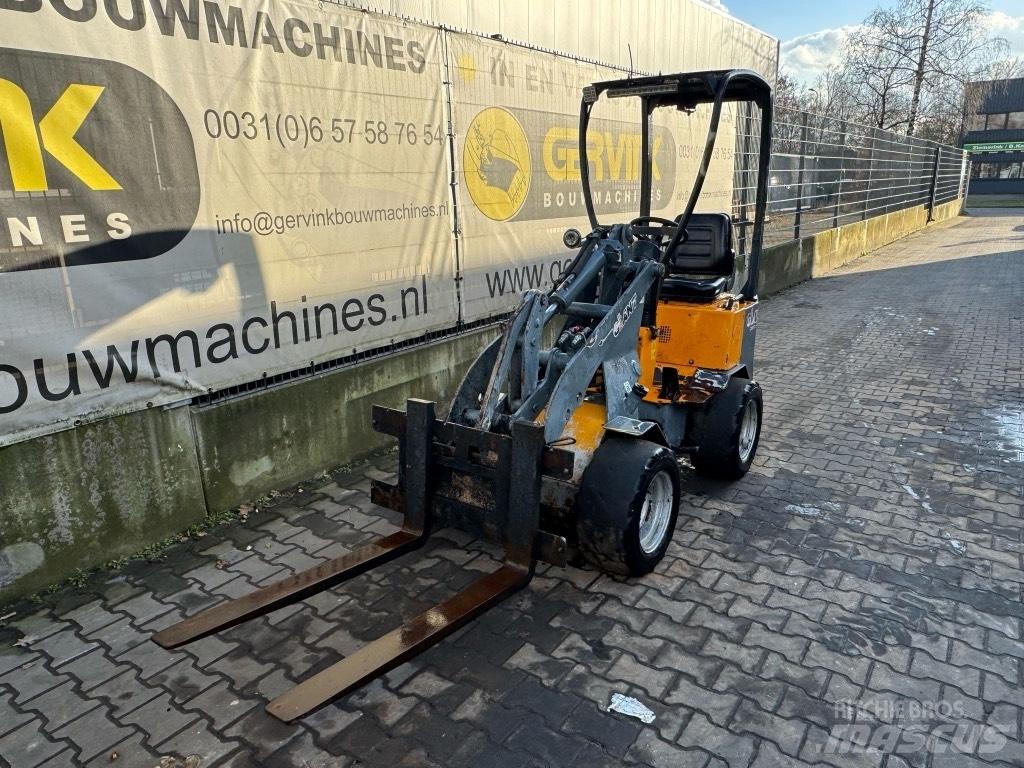 GiANT D 204 SW Miniładowarki