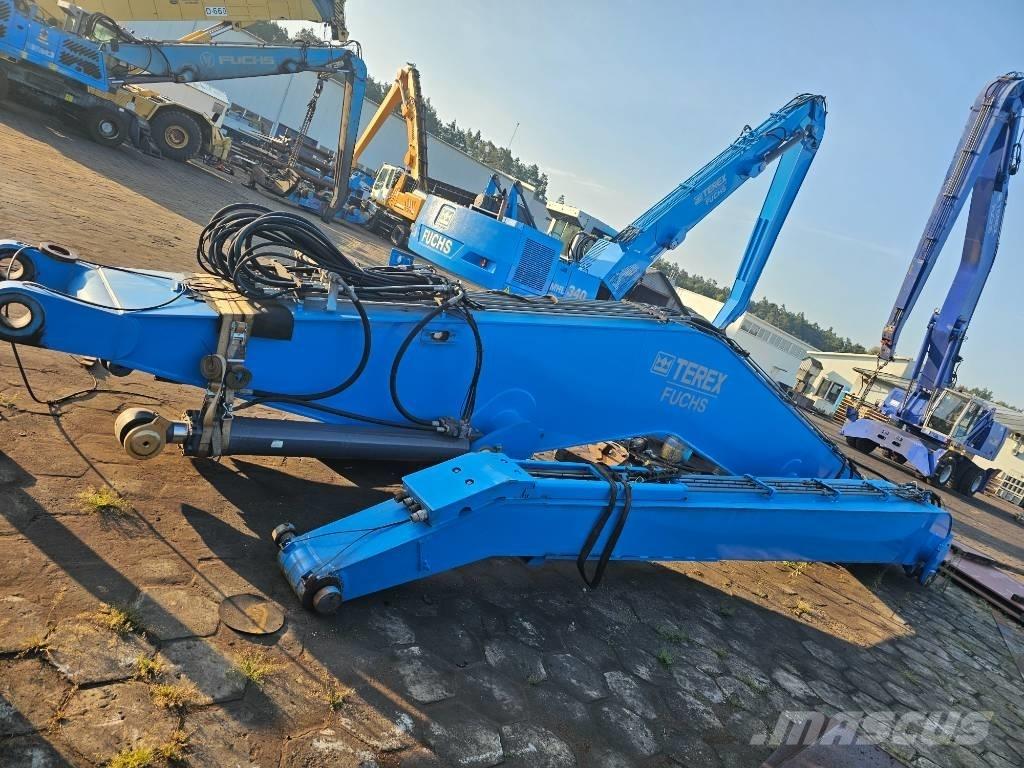 Fuchs MHL 380 Ramy i zawieszenie