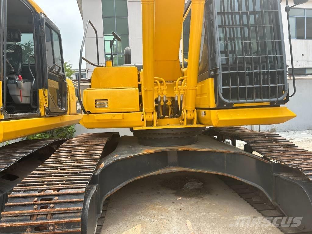 Komatsu PC240LC-8 Koparki gąsienicowe