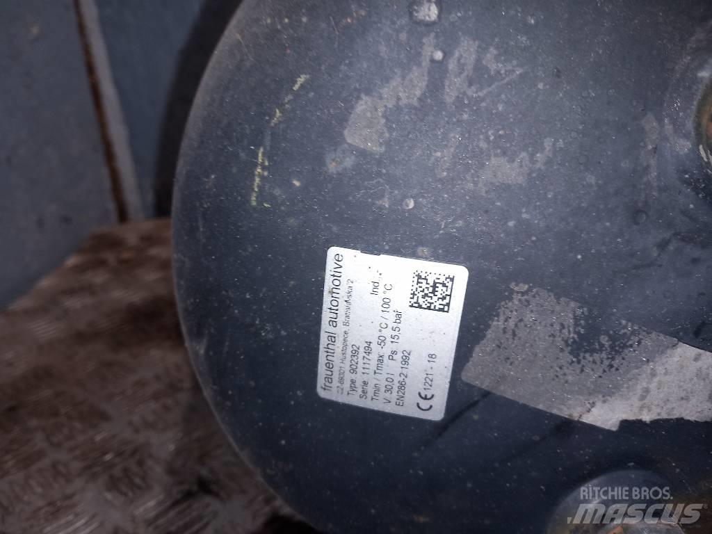 Volvo FH 12      20485245 Hamulce