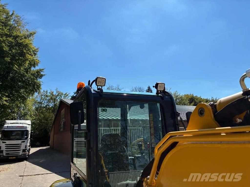 Komatsu PC26MR-5 Minikoparki