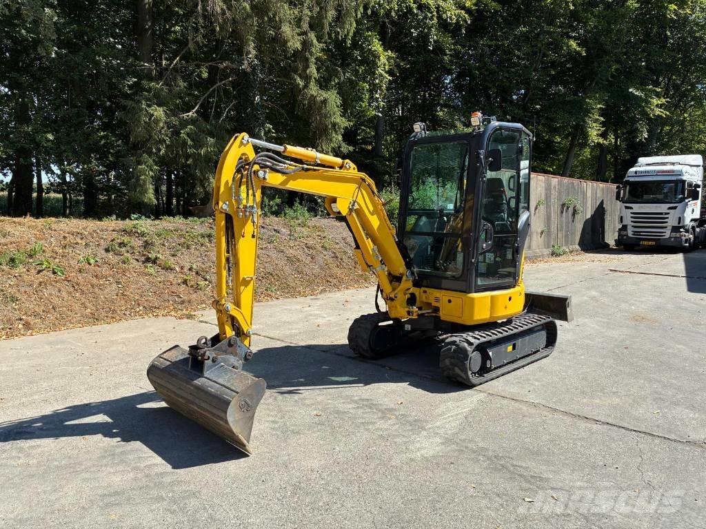Komatsu PC26MR-5 Minikoparki