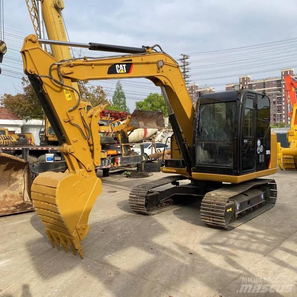 CAT 307 Minikoparki