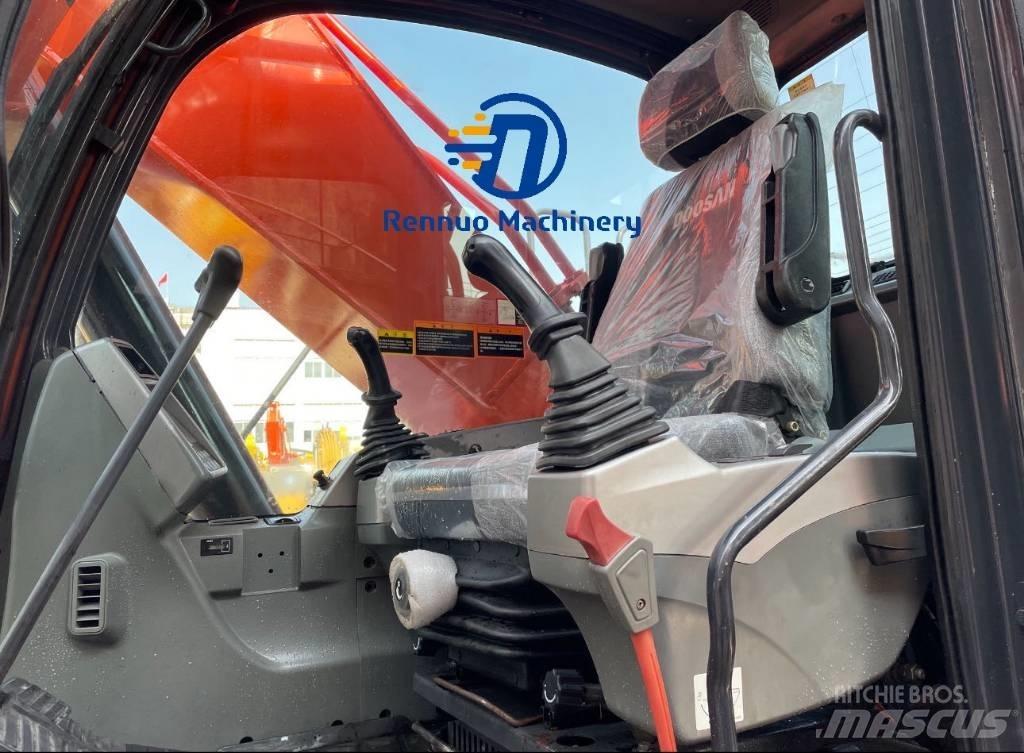 Doosan DX 300 Koparki gąsienicowe